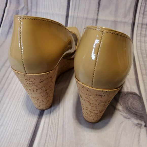 Via Spiga women's shoes wedge cork heel peep toe beige size 6M platform - Picture 3 of 5